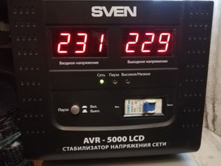 Стабилизатор напряжения - 4000w - 3800 lei.