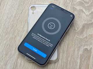 iPhone XR 64gb foto 8