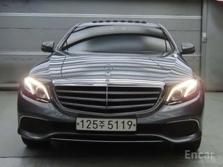 Mercedes E-Class foto 3