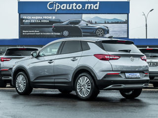 Opel Grandland X foto 2