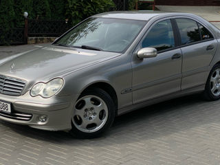 Mercedes C-Class