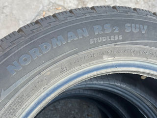 235/60R18 nokian foto 4