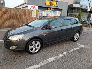 Opel Astra foto 1