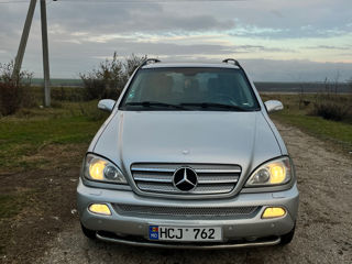 Mercedes M-Class foto 3