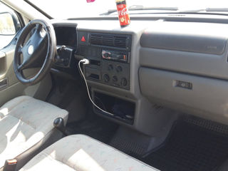 Volkswagen T4 foto 5