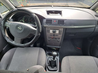 Opel Meriva foto 1