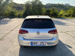 Volkswagen Golf foto 5