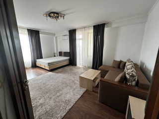 Apartament cu 2 camere, 102 m², Centru, Chișinău foto 1