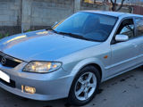 Mazda 323 foto 2