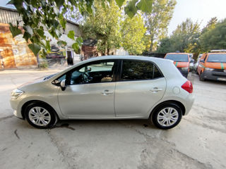 Toyota Auris foto 2