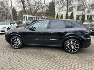 Porsche Cayenne foto 3