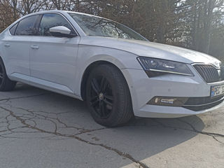 Skoda Superb foto 4