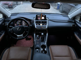 Lexus NX Series foto 13