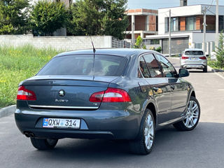 Skoda Superb foto 5