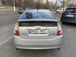 Toyota Prius foto 4