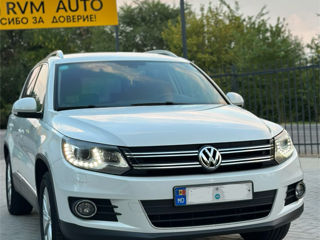 Volkswagen Tiguan foto 1