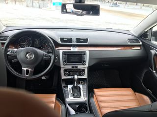 Volkswagen Passat foto 9