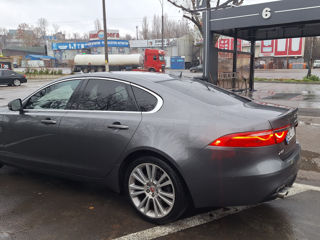 Jaguar XF foto 7