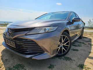 Toyota Camry foto 1