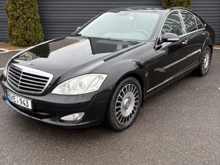 Mercedes S-Class