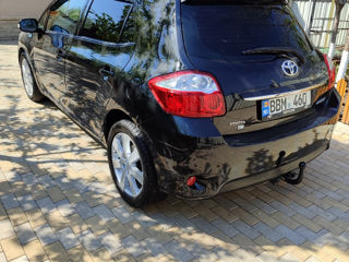 Toyota Auris foto 2