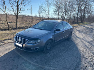 Volkswagen Passat foto 2