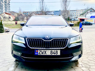 Skoda Superb foto 7