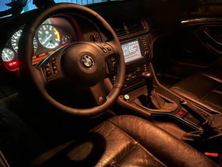 BMW 5 Series foto 4