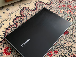 Мощный Samsung. 8 Ядер Intel Core I7. 8gb Ram. 256gb Ssd. Nvidia Geforce Gt520mx foto 2
