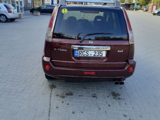 Nissan X-Trail foto 3