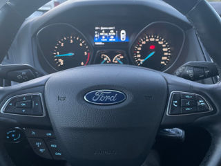 Ford Focus foto 2