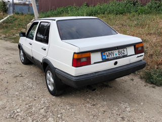 Volkswagen Jetta foto 5