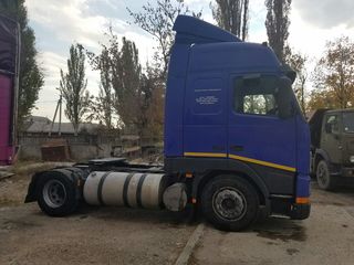 Volvo FH12 420 hp foto 2