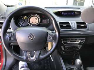 Renault Megane foto 8