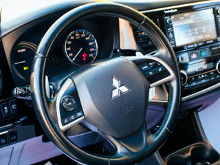 Mitsubishi Outlander foto 7