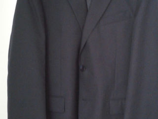 пиджак фирма пр-во Италия размер 48 новый 85 % шерсть, цвет тёмно синий почти черный