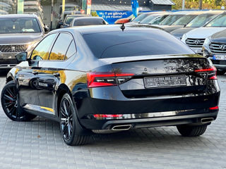 Skoda Superb foto 5