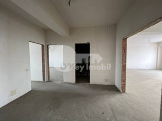 Apartament cu 3 camere, 141 m², Centru, Chișinău foto 4