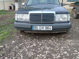 Mercedes Series (W124) foto 6