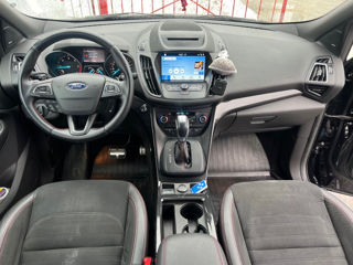 Ford Kuga foto 8