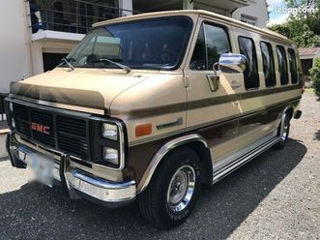 Dodge Ram Van