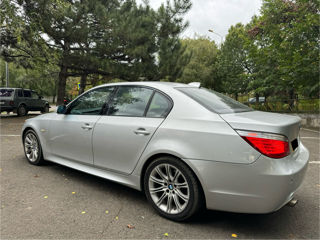 BMW 5 Series foto 7