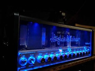 Гитарный полностью ламповый hughes & kettner tubemeister 36 head