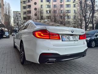 BMW 5 Series foto 4