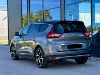 Renault Grand Scenic foto 2