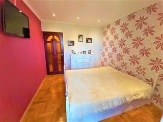 Vând !! Apartament, #Stauceni, Autonomă, 3 Camere foto 3