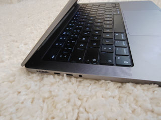 MacBook Pro M2 Pro 14 inch foto 3