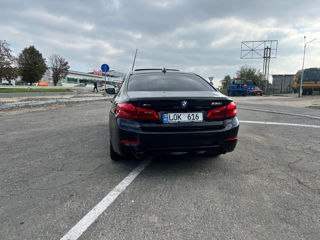 BMW 5 Series foto 5