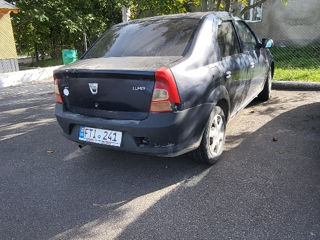 Dacia Logan foto 4