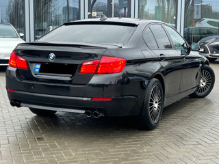 BMW 5 Series foto 4